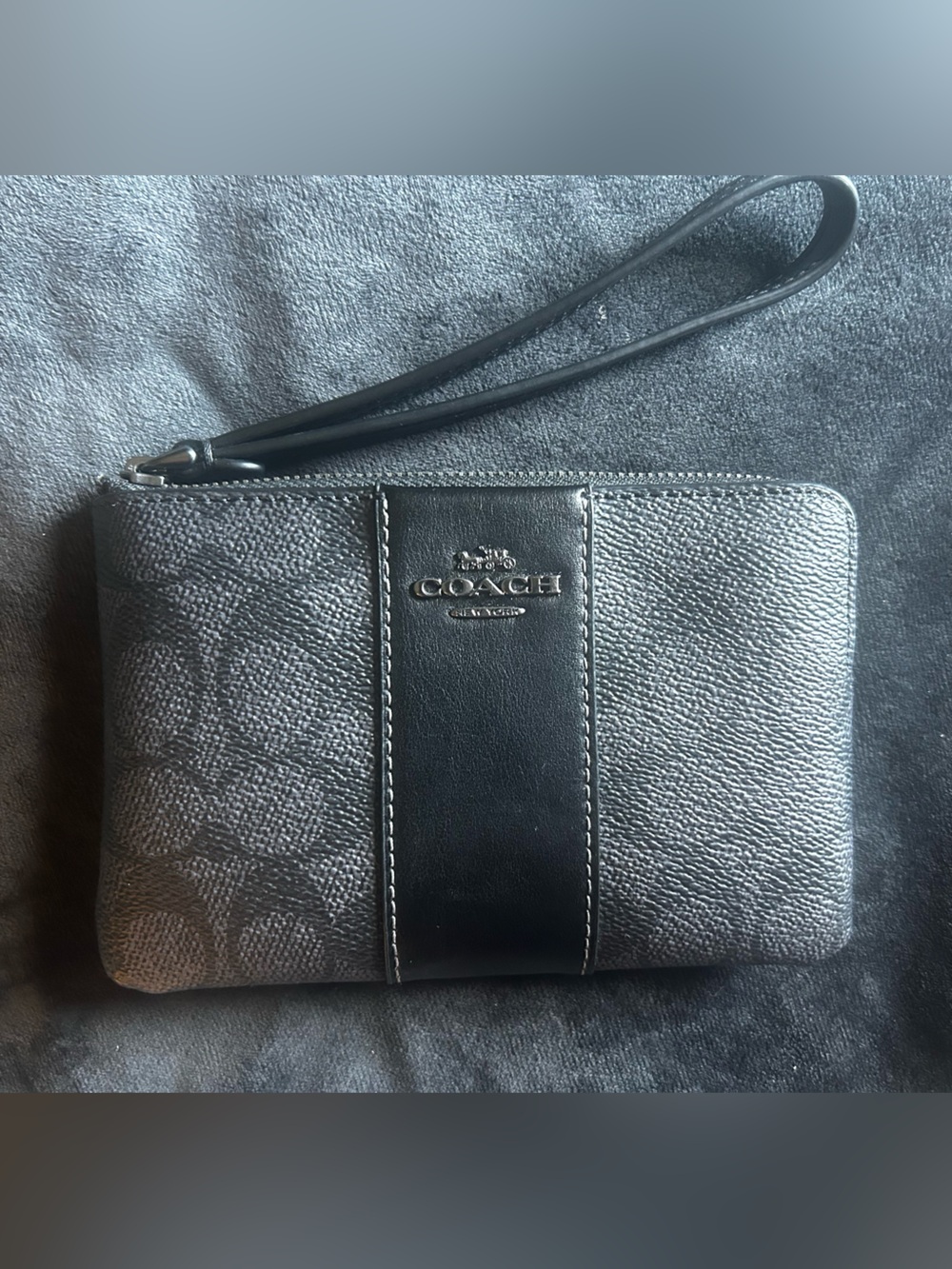 Coach Black Signature Zip Wristlet Clutch